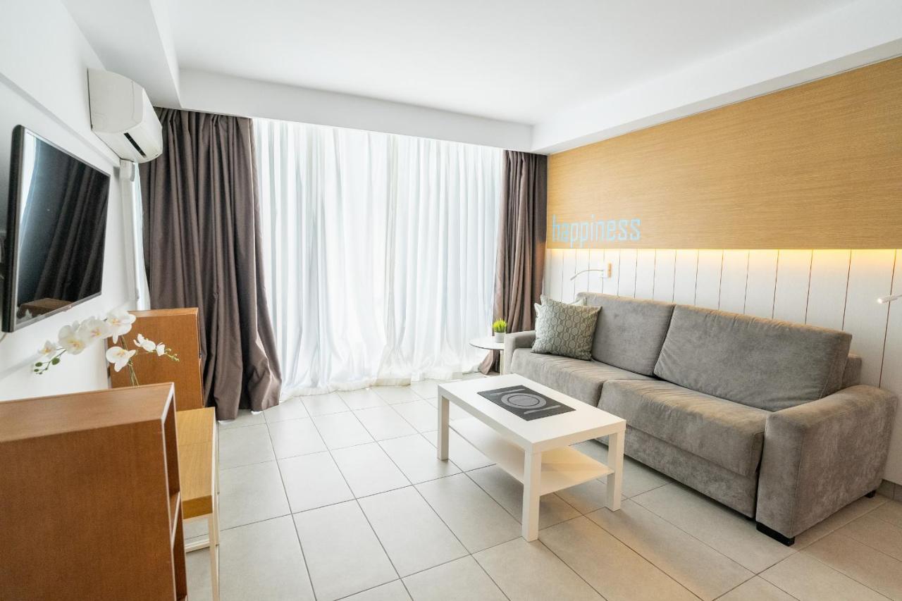 Apartamentos Vacacionales Broncemar San Bartolomé 外观 照片