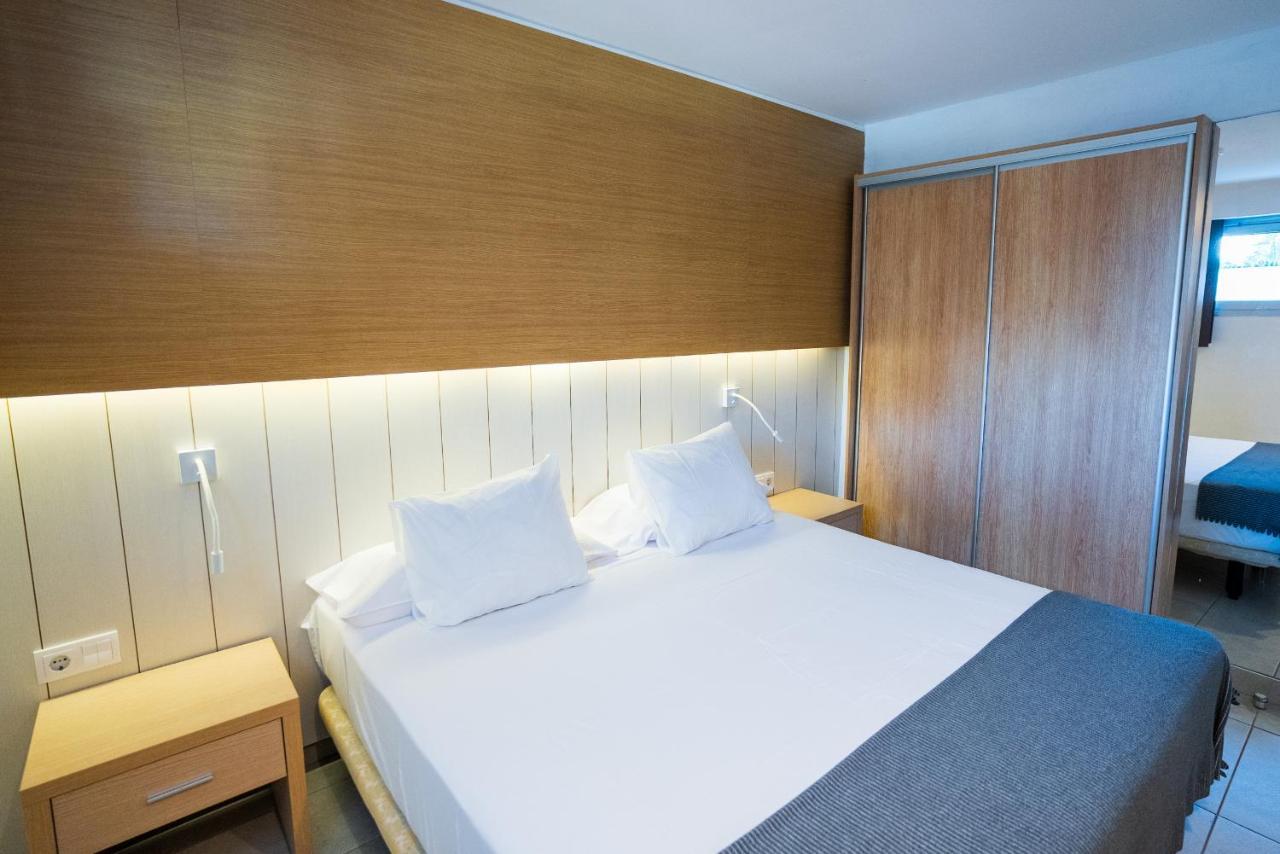 Apartamentos Vacacionales Broncemar San Bartolomé 外观 照片